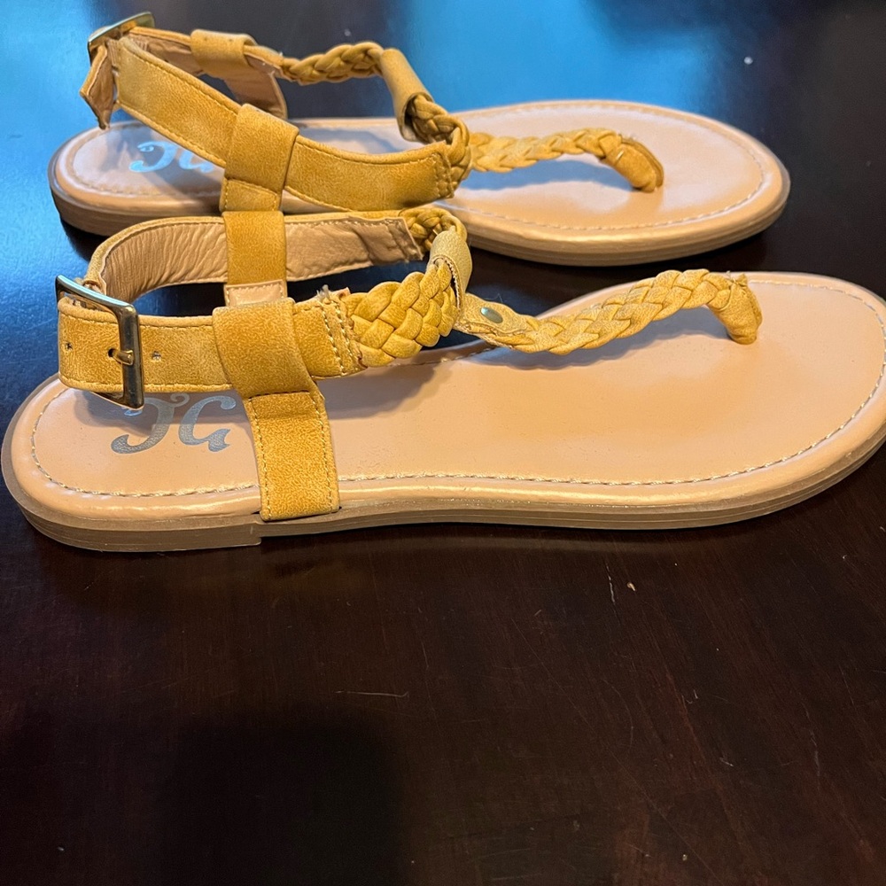 Women's Braided Strap Sandals - Tan
